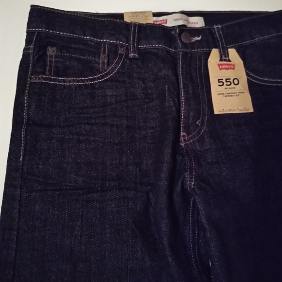 Levi's - Picture 5 of 8